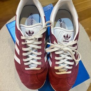 ADIDAS ORIGINALS GAZELLE CASUAL SHOES.